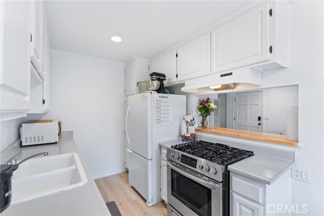 Detail Gallery Image 7 of 24 For 660 S Glassell St #14,  Orange,  CA 92866 - 1 Beds | 1 Baths