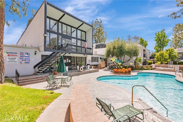 Detail Gallery Image 27 of 34 For 18645 Hatteras St #203,  Tarzana,  CA 91356 - 1 Beds | 1 Baths