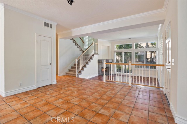 Detail Gallery Image 9 of 25 For 554 N Pageant Dr a,  Orange,  CA 92869 - 3 Beds | 2/1 Baths