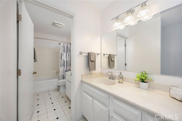 Detail Gallery Image 8 of 14 For 7330 Quill #56,  Downey,  CA 90242 - 2 Beds | 1 Baths