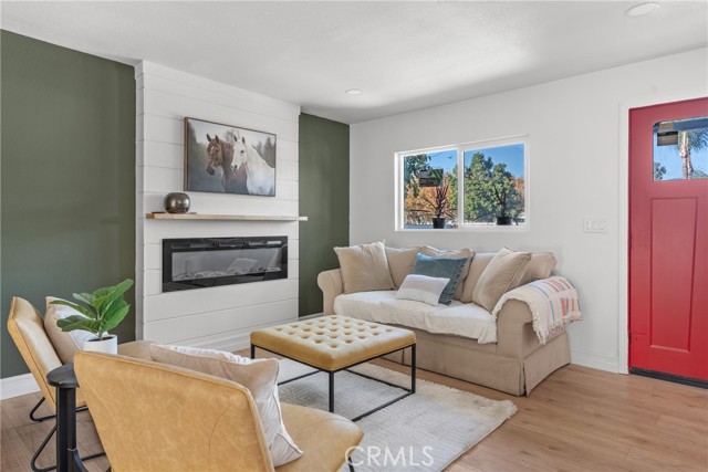 Detail Gallery Image 7 of 25 For 24511 4th, San Bernardino,  CA 92410 - 3 Beds | 2 Baths