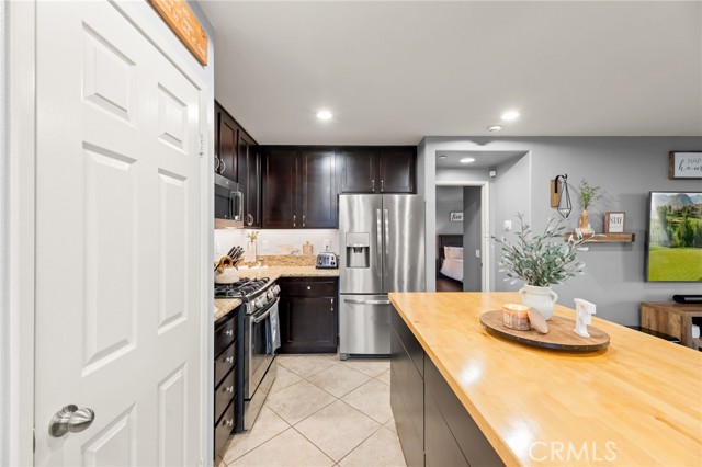 Detail Gallery Image 7 of 37 For 34212 Kalanchoe Rd, Lake Elsinore,  CA 92532 - 3 Beds | 2 Baths