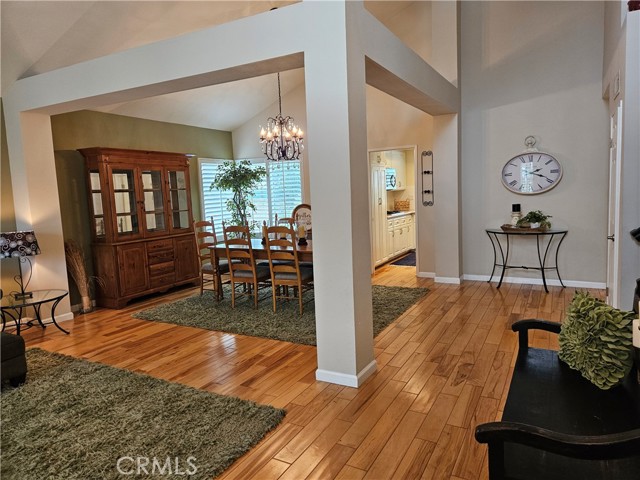 Detail Gallery Image 10 of 31 For 21561 Midcrest Dr, Lake Forest,  CA 92630 - 3 Beds | 2/1 Baths