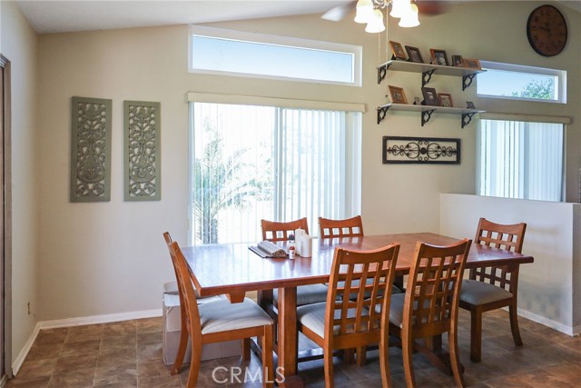 Detail Gallery Image 7 of 30 For 8500 Lakeview Ave, Jurupa Valley,  CA 92509 - 3 Beds | 2 Baths