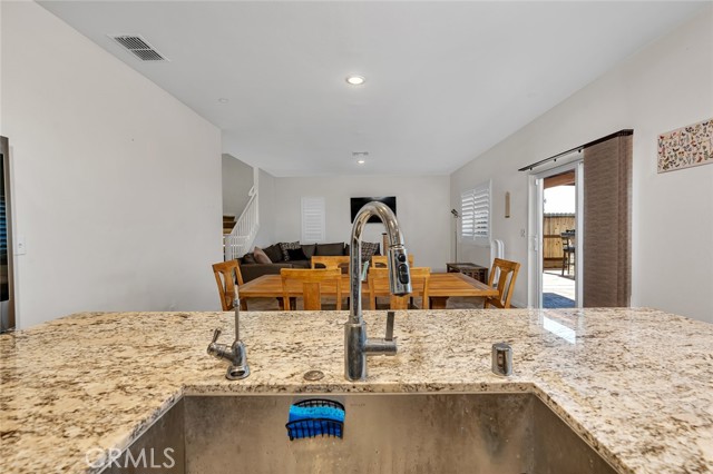 Detail Gallery Image 13 of 40 For 4209 Candle Ct, Merced,  CA 95348 - 5 Beds | 2/1 Baths
