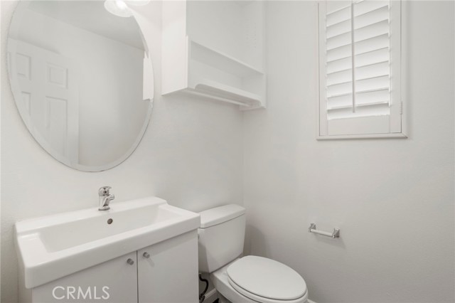 Detail Gallery Image 20 of 43 For 235 Dewdrop, Irvine,  CA 92603 - 2 Beds | 2/1 Baths