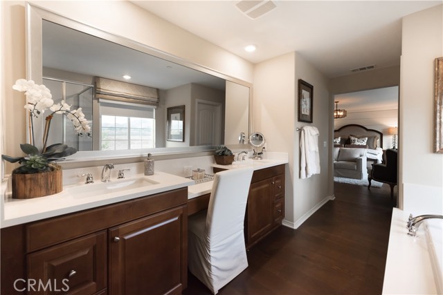 Detail Gallery Image 15 of 25 For 11829 Confluence Dr, Jurupa Valley,  CA 91752 - 5 Beds | 3 Baths