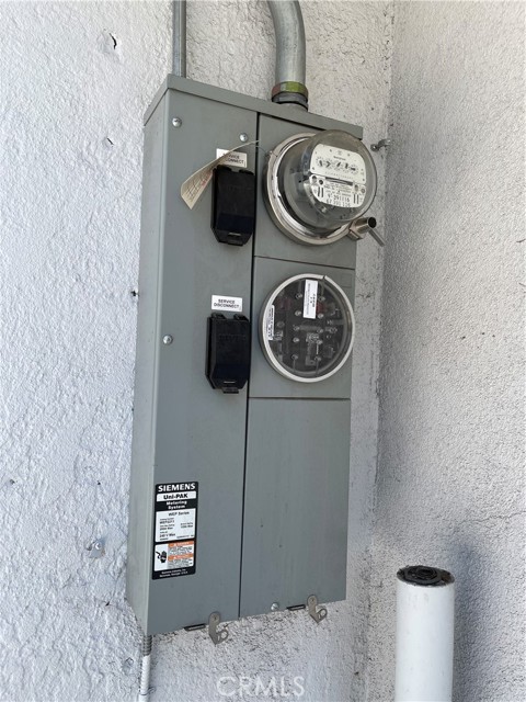 11565 Iowa Avenue, Los Angeles CA: https://media.crmls.org/medias/1473e21e-049b-408c-b869-dd81b7ae4f56.jpg