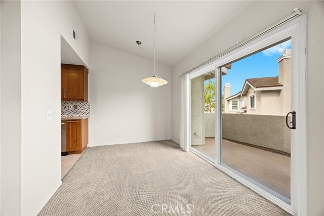 Detail Gallery Image 11 of 42 For 549 Springbrook, Irvine,  CA 92614 - 2 Beds | 1 Baths