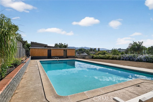 Detail Gallery Image 25 of 35 For 612 Momar Ln, Escondido,  CA 92027 - 4 Beds | 2 Baths