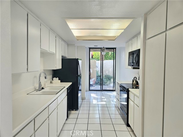 Detail Gallery Image 7 of 29 For 410 N Hermosa Dr, Palm Springs,  CA 92262 - 2 Beds | 2 Baths