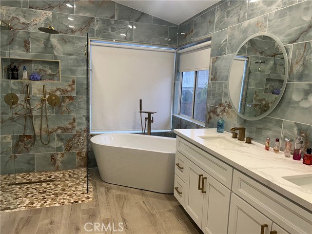 Detail Gallery Image 11 of 26 For 10075 Desert Mallow, Moreno Valley,  CA 92557 - 5 Beds | 3 Baths