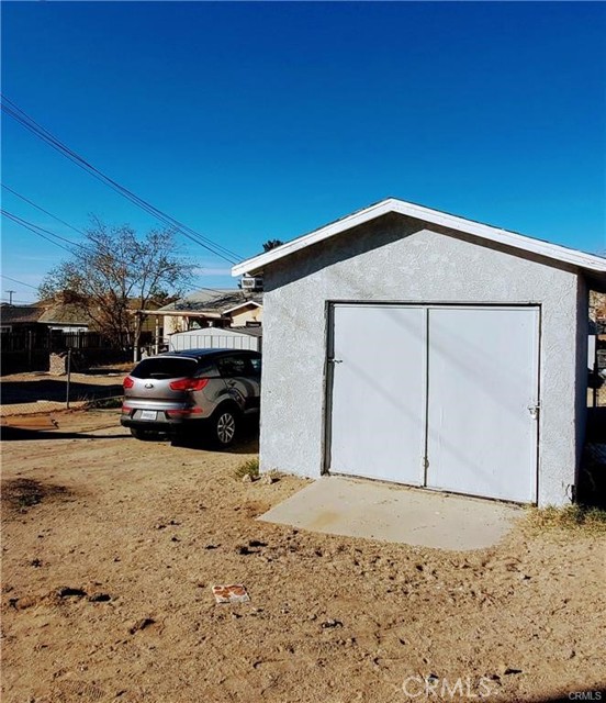 Detail Gallery Image 3 of 5 For 600 Nancy St, Barstow,  CA 92311 - 4 Beds | 2/1 Baths