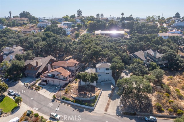 932 Margarita Avenue, Grover Beach CA: https://media.crmls.org/medias/14764e23-cd3e-4be5-87b3-9c310f678d36.jpg