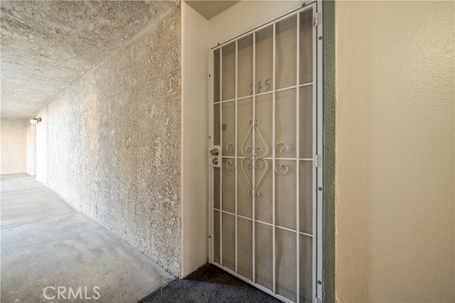 Detail Gallery Image 10 of 13 For 21800 Schoenborn St #215,  Canoga Park,  CA 91304 - 1 Beds | 1 Baths
