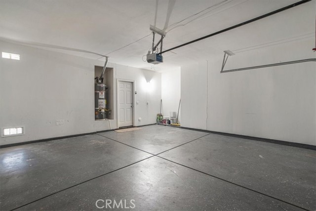 13167 Hollister Street, Hesperia CA: https://media.crmls.org/medias/14765c1a-29e9-4adf-b108-0f89abe1bc67.jpg