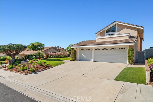 536 S Tumbleweed Road, Anaheim Hills CA: https://media.crmls.org/medias/14774cf8-9838-4d6c-9508-c8d3fec9ab46.jpg