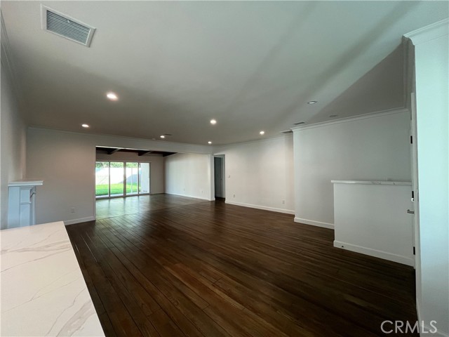 13607 Huston photo 14