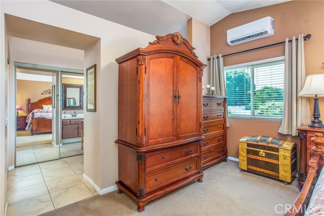 100 Waters Court, Redlands CA: https://media.crmls.org/medias/1478dead-9204-44a8-bfad-db15eff33f7b.jpg