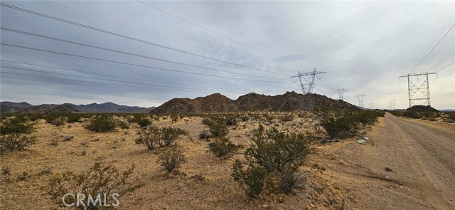 Detail Gallery Image 7 of 8 For 800 Powerline Rd, Lucerne Valley,  CA 92356 - – Beds | – Baths