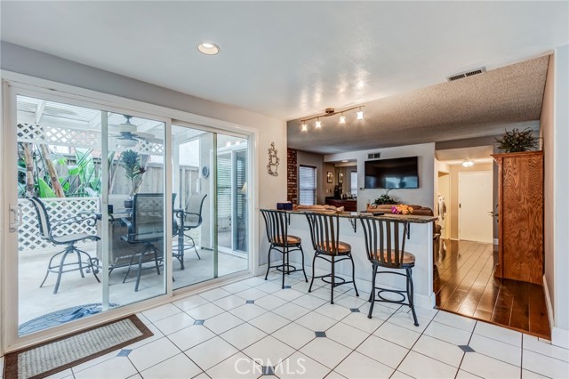 Detail Gallery Image 21 of 64 For 2025 Woodhill Ln, Brea,  CA 92821 - 4 Beds | 2/1 Baths