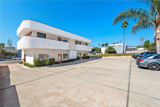 125 W El Portal, San Clemente, California 92672, ,Commercial Lease,For Rent,125 W El Portal,CROC23206860