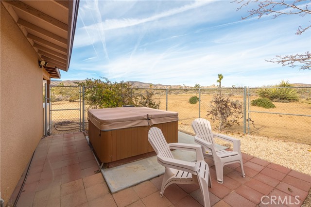 Detail Gallery Image 11 of 47 For 2310 Cottontail Rd, Pioneertown,  CA 92268 - 3 Beds | 3 Baths