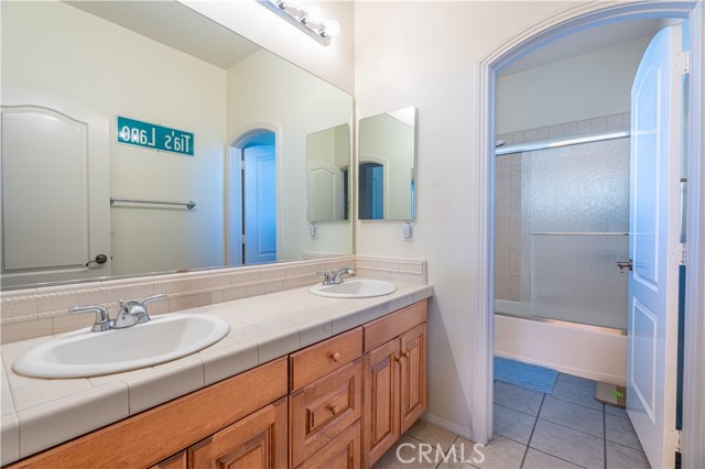 Detail Gallery Image 19 of 69 For 26815 Pine Cliff Pl, Valencia,  CA 91381 - 5 Beds | 4/1 Baths