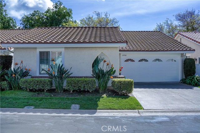 Detail Gallery Image 2 of 12 For 27702 Calle Valdes, Mission Viejo,  CA 92692 - 3 Beds | 2 Baths