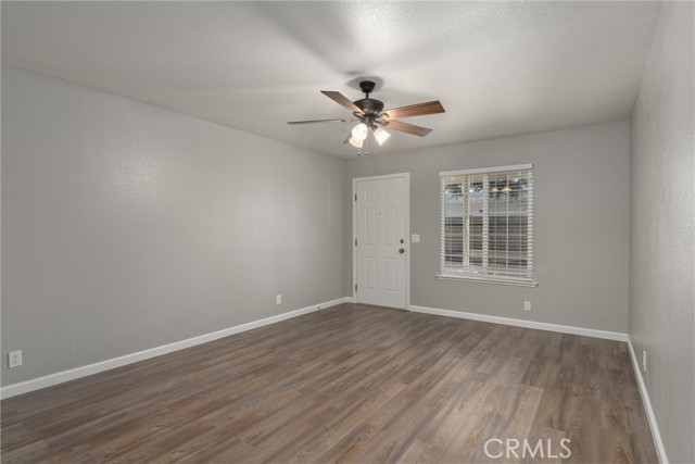 Detail Gallery Image 19 of 24 For 2159 Elm St #1,  Chico,  CA 95928 - 4 Beds | 2 Baths