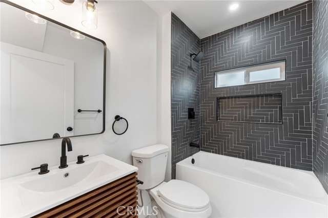 Detail Gallery Image 16 of 28 For 2560 Las Flores St, Alhambra,  CA 91803 - 2 Beds | 1 Baths