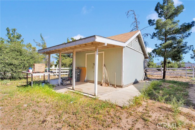 Detail Gallery Image 22 of 44 For 5635 Honeyhill Rd a & B,  Oak Hills,  CA 92344 - 3 Beds | 1 Baths