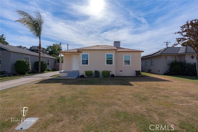 Image 2 for 105 Western Dr, Bakersfield, CA 93309