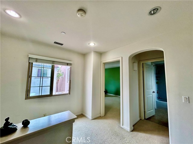 60 Scarlet Bloom, Irvine CA: https://media.crmls.org/medias/147ef63c-6172-4eca-9999-56bf55923370.jpg