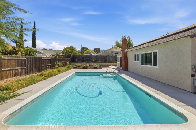 Detail Gallery Image 31 of 43 For 2097 Santa Barbara, Corona,  CA 92882 - 4 Beds | 2 Baths