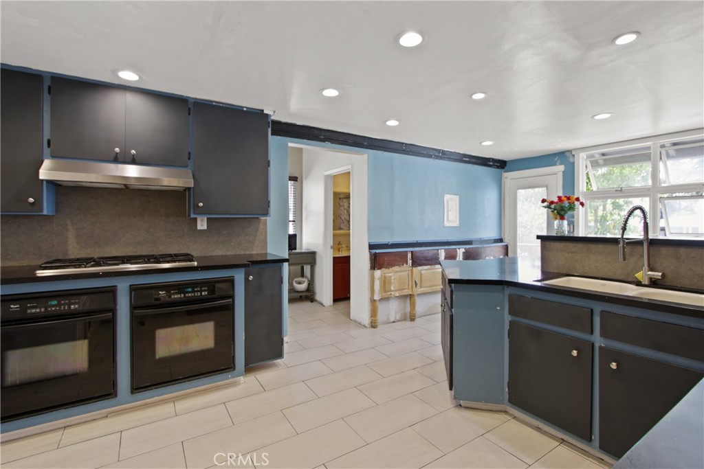 MLS #CV25182267 img 3