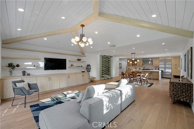 15477 Dickens Street photo 3