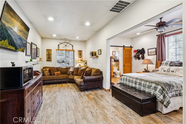 32360 Pine Manor Lane, Running Springs, CA 92382