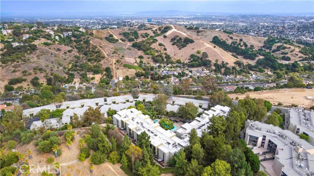 Detail Gallery Image 44 of 63 For 898 Temple Ter #223,  Los Angeles,  CA 90042 - 2 Beds | 1 Baths