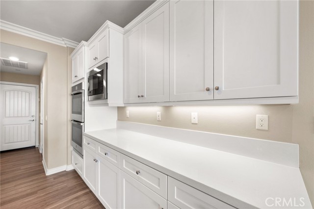 Image 21 of 75 For 45745 Altree Court