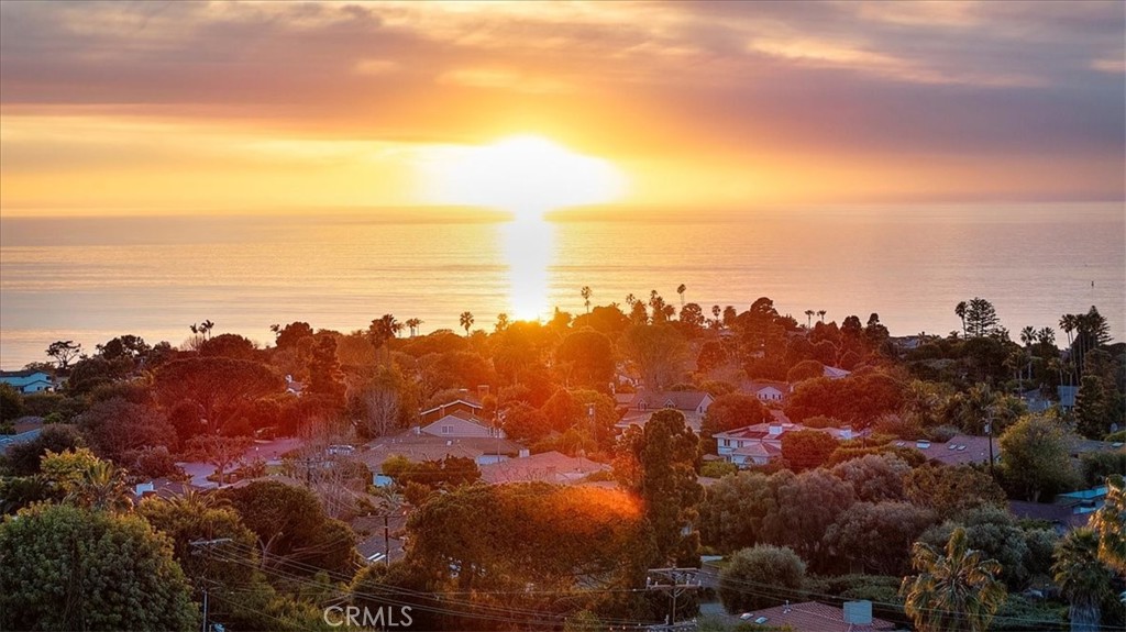 https://media.crmls.org/medias/148260ed-1e73-4224-a163-e6ba7d3ffd70.jpg?preset=X-Large