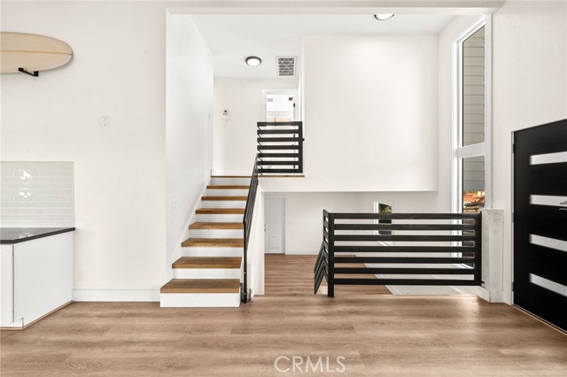 Detail Gallery Image 9 of 25 For 22473 Canyon Lake, Canyon Lake,  CA 92587 - 3 Beds | 2 Baths