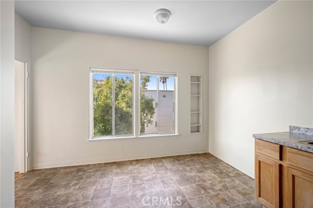 Detail Gallery Image 7 of 16 For 200 E Lomita Ave #7,  Glendale,  CA 91204 - 1 Beds | 1 Baths