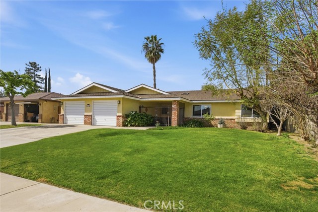 Detail Gallery Image 2 of 35 For 1807 Manning, Bakersfield,  CA 93309 - 3 Beds | 2 Baths