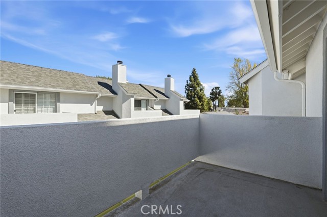 Detail Gallery Image 15 of 30 For 7304 Balboa #C,  Lake Balboa,  CA 91406 - 3 Beds | 3/1 Baths