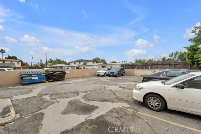 16020 Vanowen Street, Van Nuys CA: https://media.crmls.org/medias/1483bb87-929a-4571-b1e9-a2440f525c26.jpg