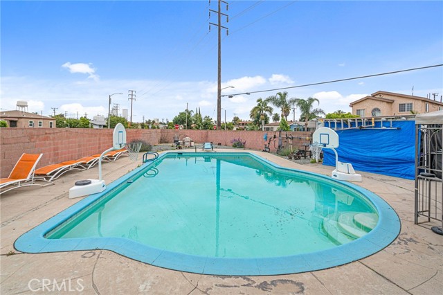 Detail Gallery Image 12 of 30 For 4638 E 53rd St, Maywood,  CA 90270 - 2 Beds | 2 Baths