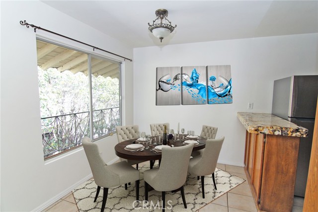 3112 S Durango Avenue, Los Angeles CA: https://media.crmls.org/medias/1483fe0d-d2cc-474b-9605-461bf7607d11.jpg