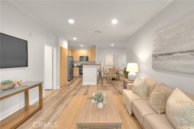 Detail Gallery Image 4 of 51 For 300 N El Molino Ave #118,  Pasadena,  CA 91101 - 2 Beds | 2 Baths