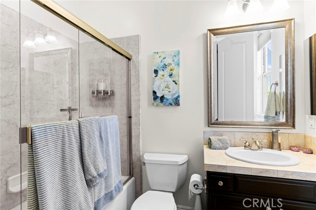 Image 39 of 48 For 15020 Applewood Court